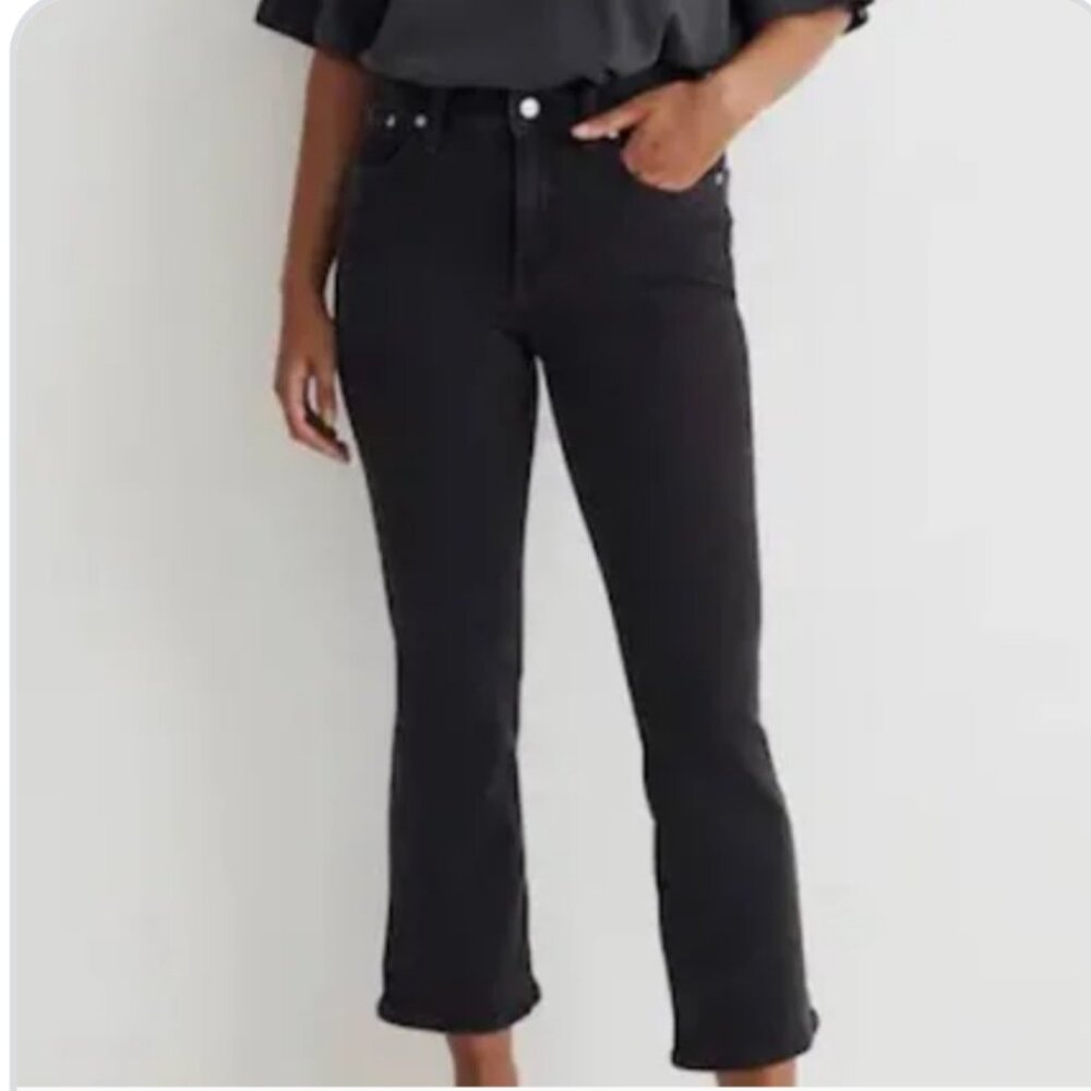 Madewell Black Curvy Kick Out Jeans SIZE 25